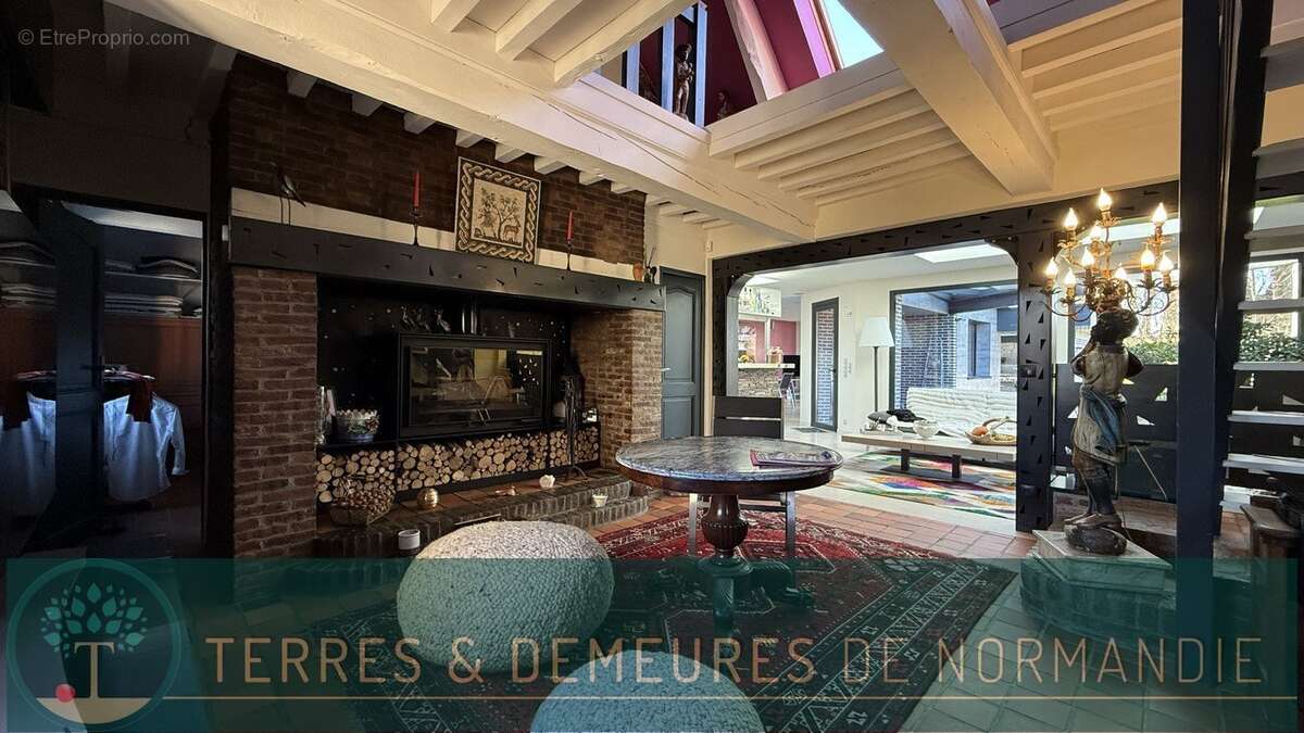 Maison à MORTEMER