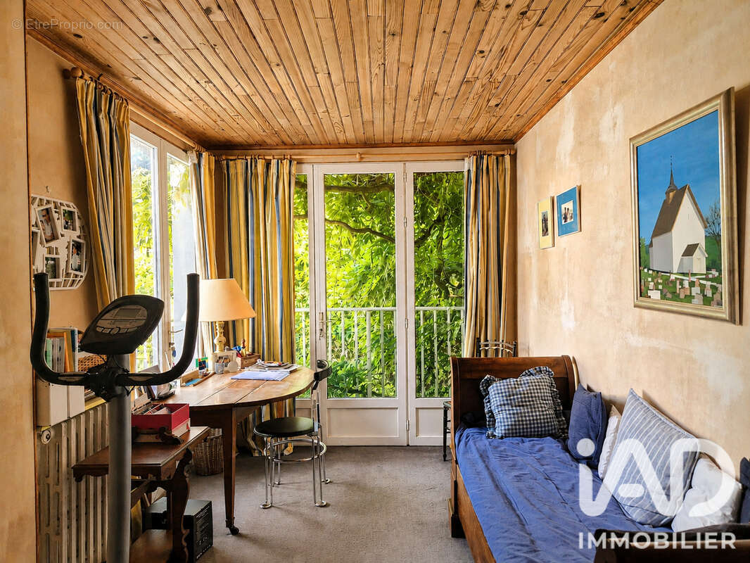 Maison 190 m² à Chevreuse  - photo 6