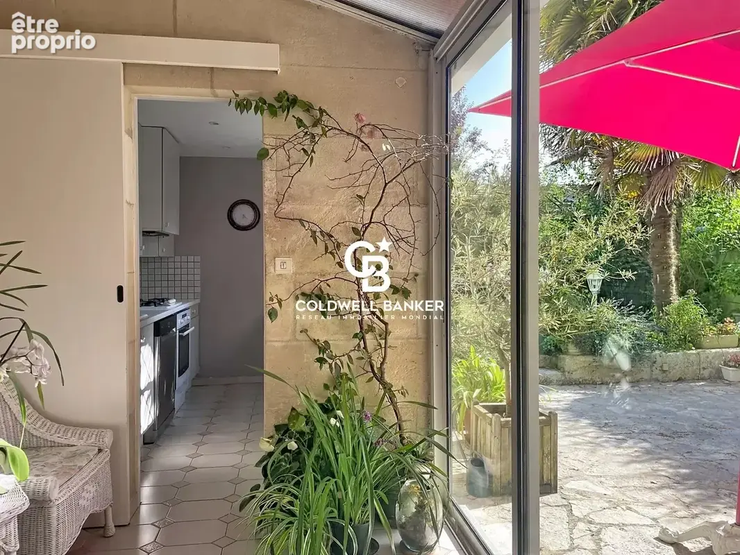 Maison familiale avec jardin et garage au cœur de Saintes - photo 7