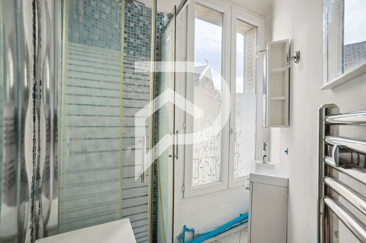 Appartement à COLOMBES