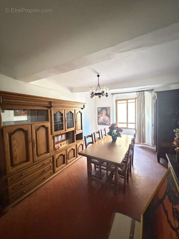 Appartement à AUPS