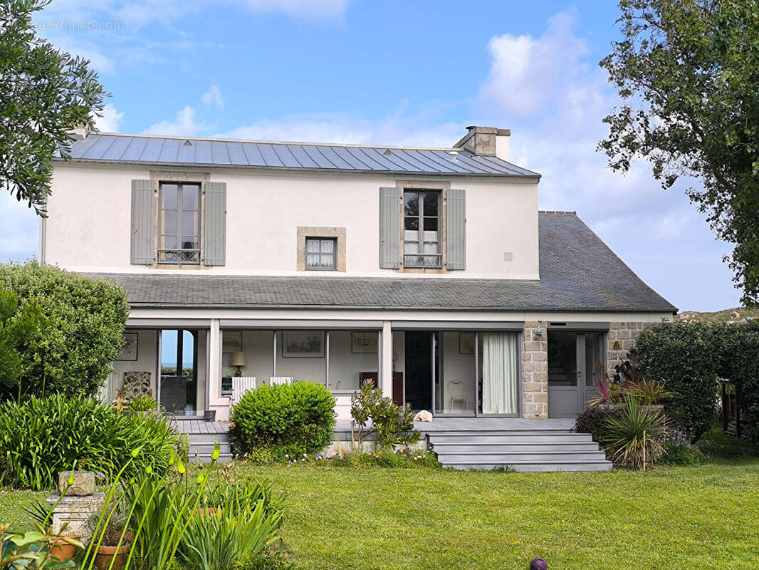 Maison à PLOUGASNOU