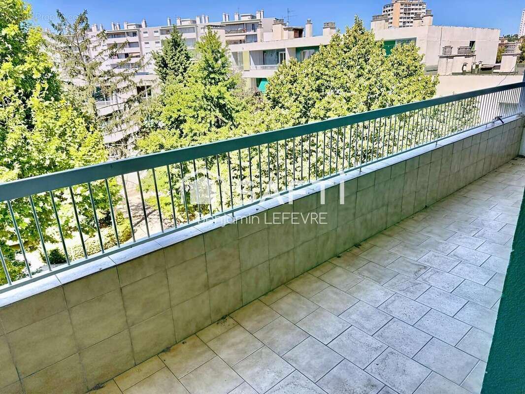 Photo 9 - Appartement à MARSEILLE-13E