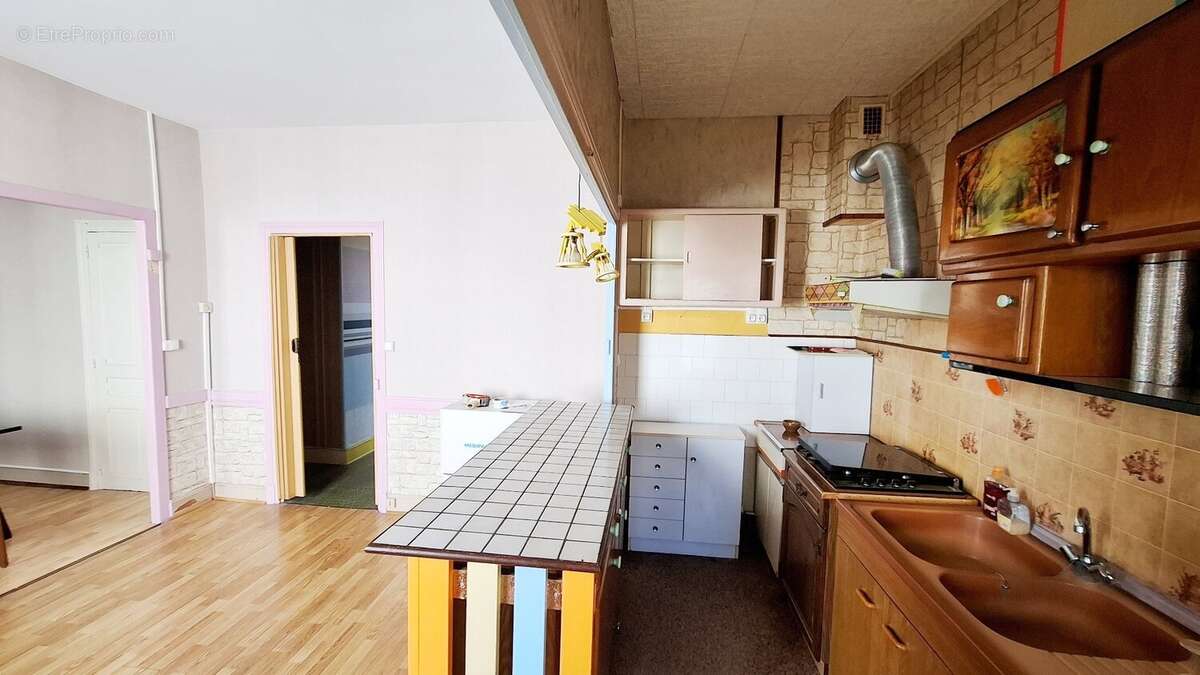 A vendre à Vichy Maison 3 pièces avec sous-sol. - photo 5