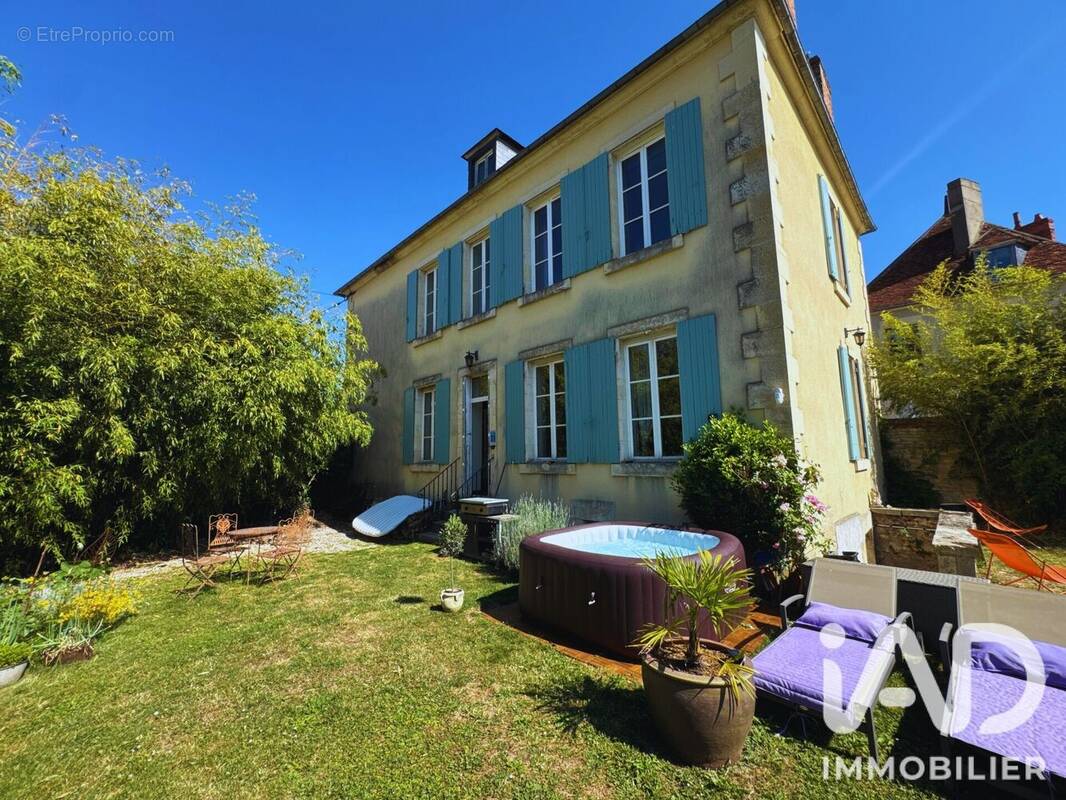 Photo 1 - Maison à DONZY