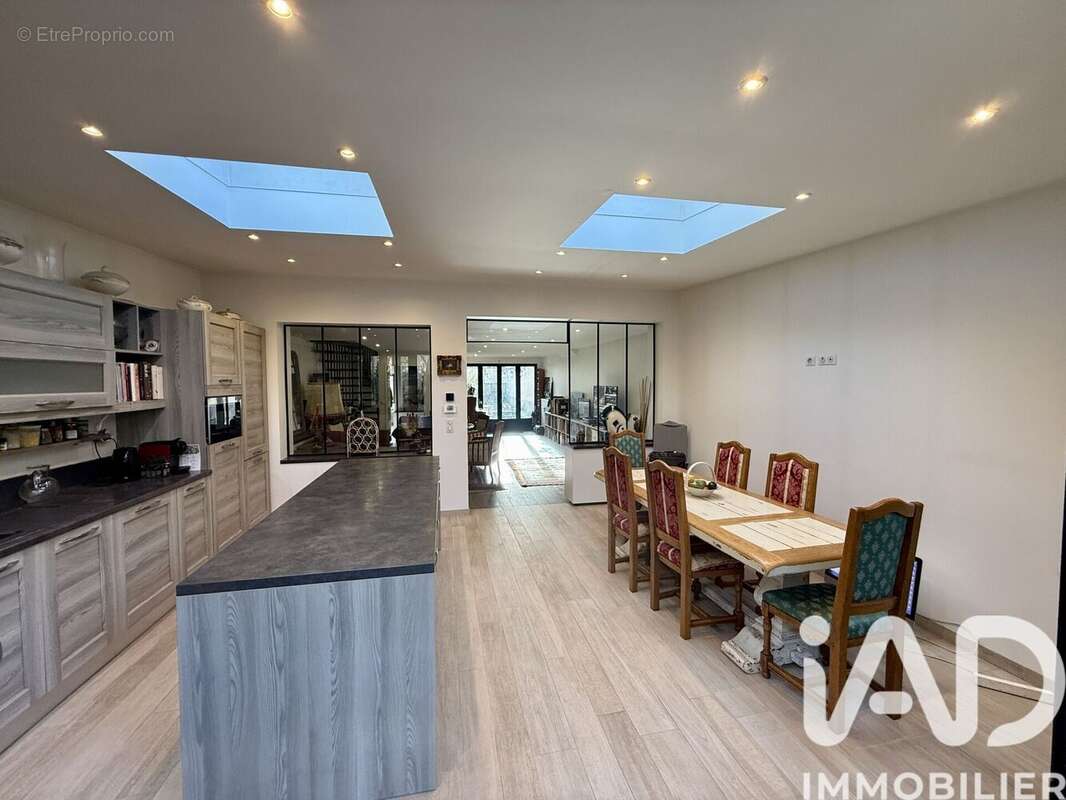 Photo 4 - Maison à LE PERREUX-SUR-MARNE