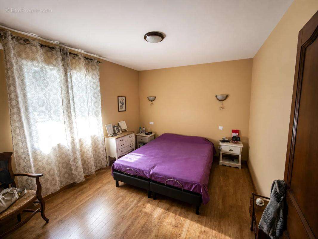 Maison de 5 pièces de 137 m² à Eauze - photo 6