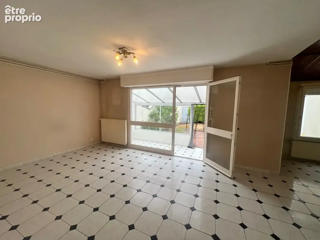 EXCLUSIVITÉ – Maison 91 m² avec jardin, véranda et garage à Châtellerault - photo 5