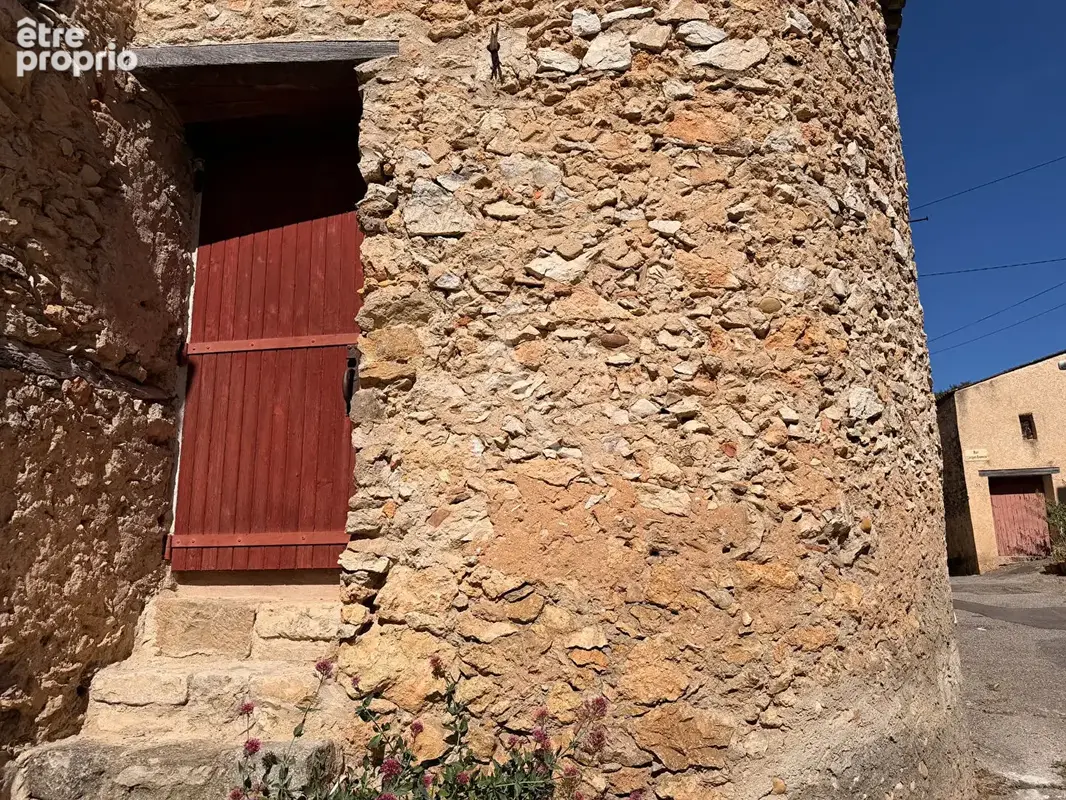 Photo Autres à Vinon-Sur-Verdon au prix de 39 500€