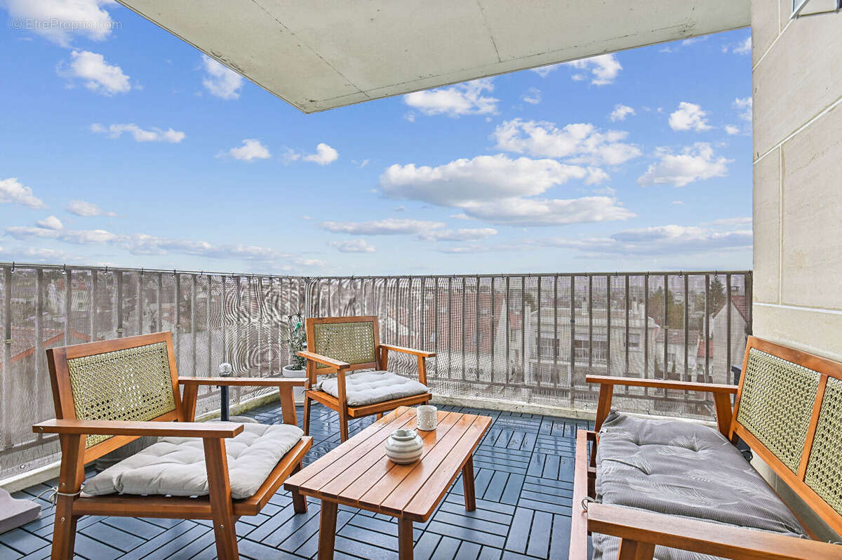 Appartement à NANTERRE