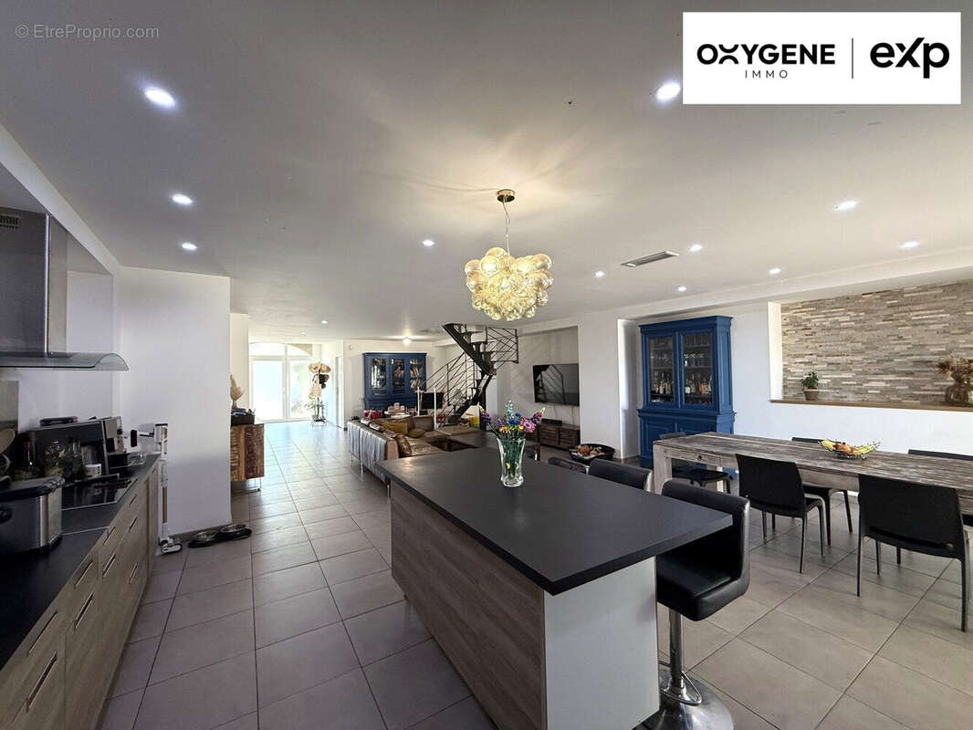 Maison à SAINT-CYPRIEN