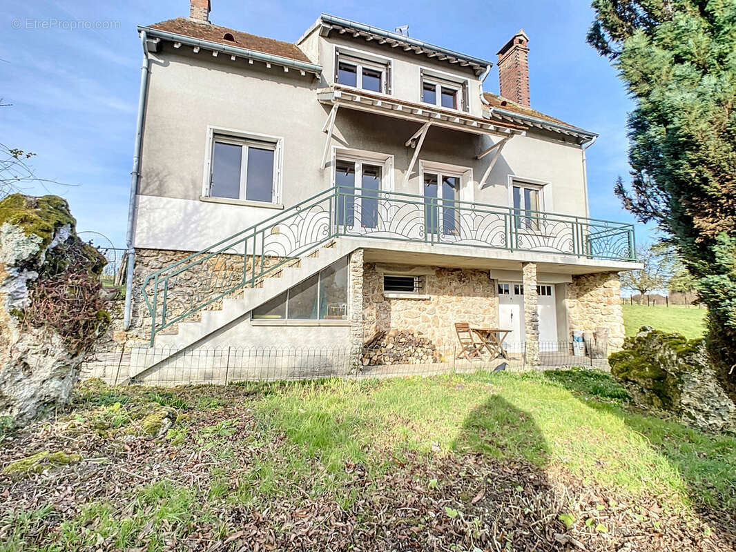 Maison à MONTMIRAIL