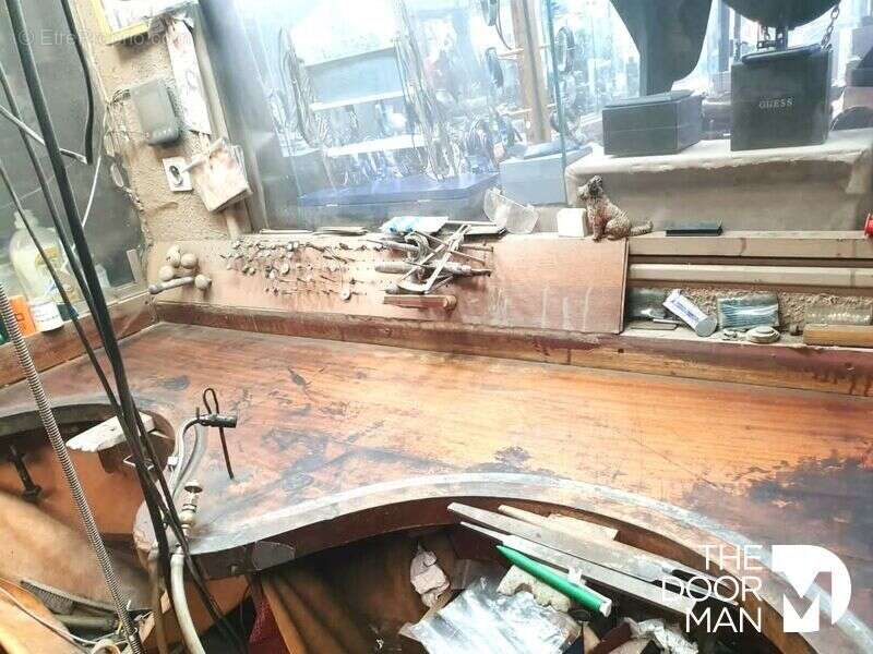 Commerce à CORNEBARRIEU