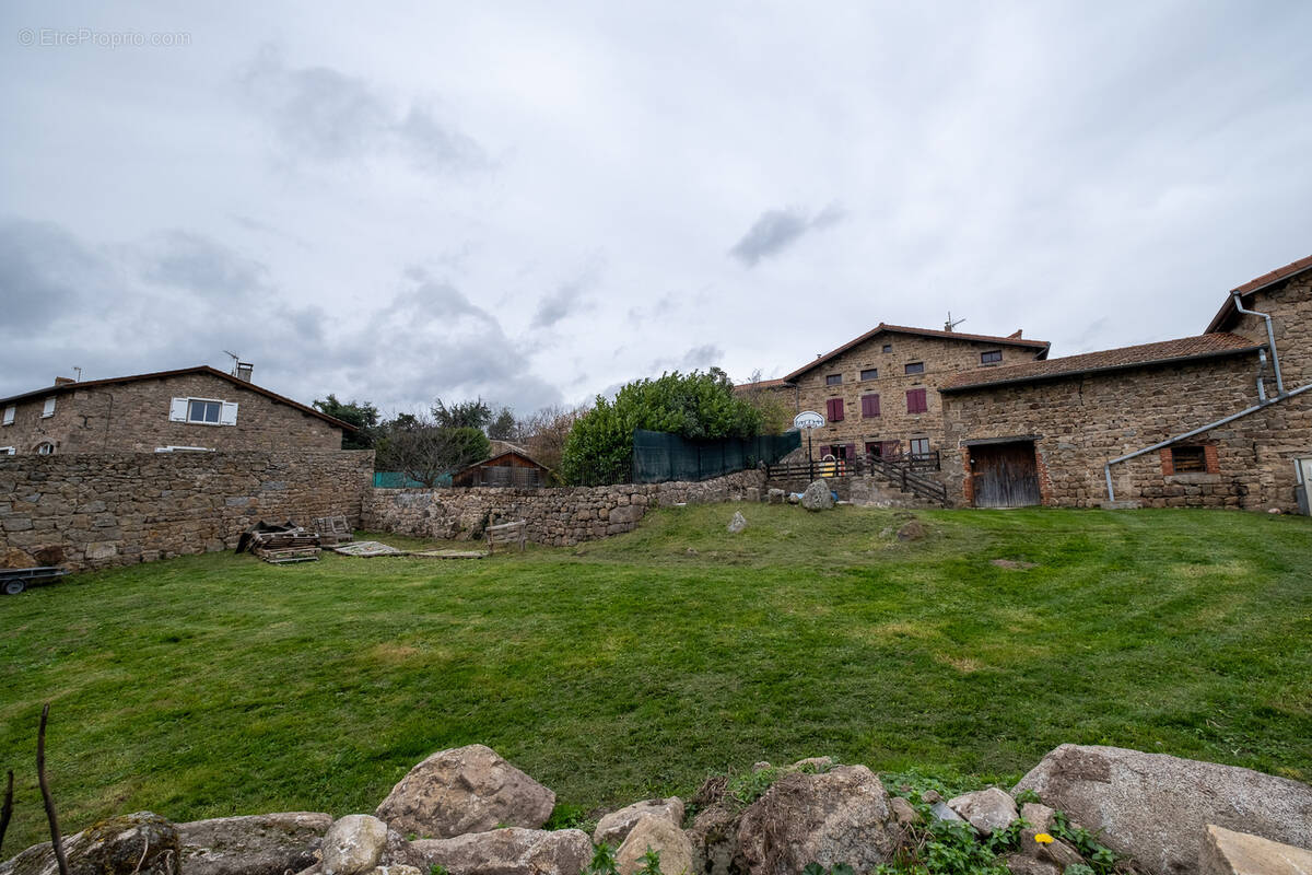 Maison à LA TOURETTE