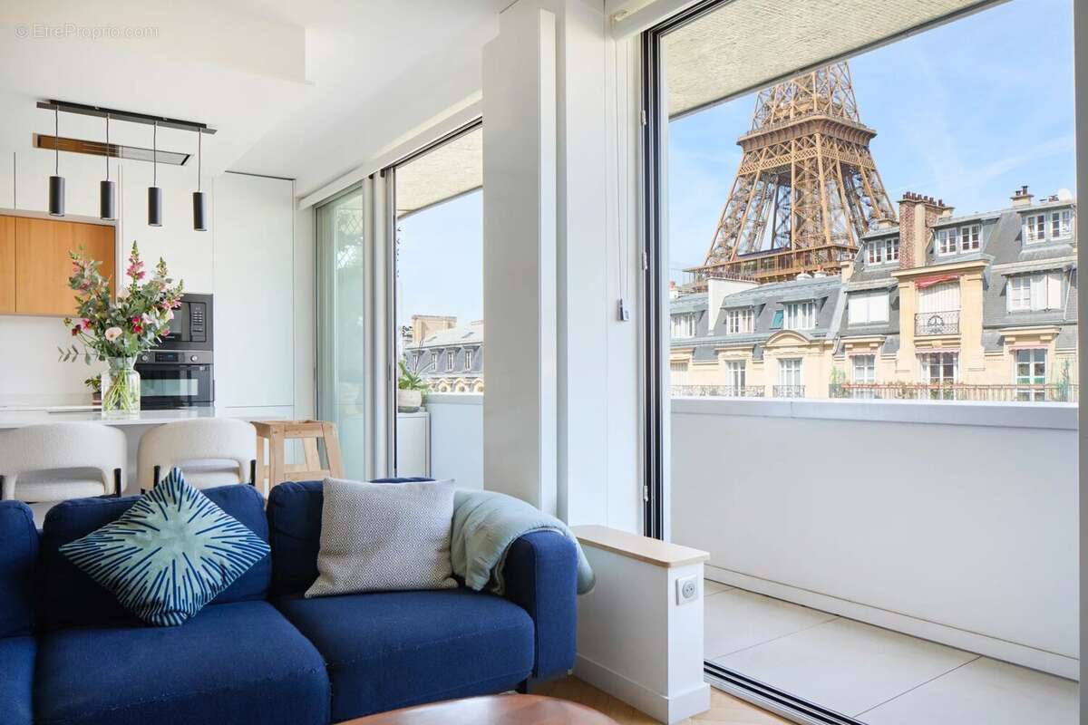 Appartement à PARIS-15E
