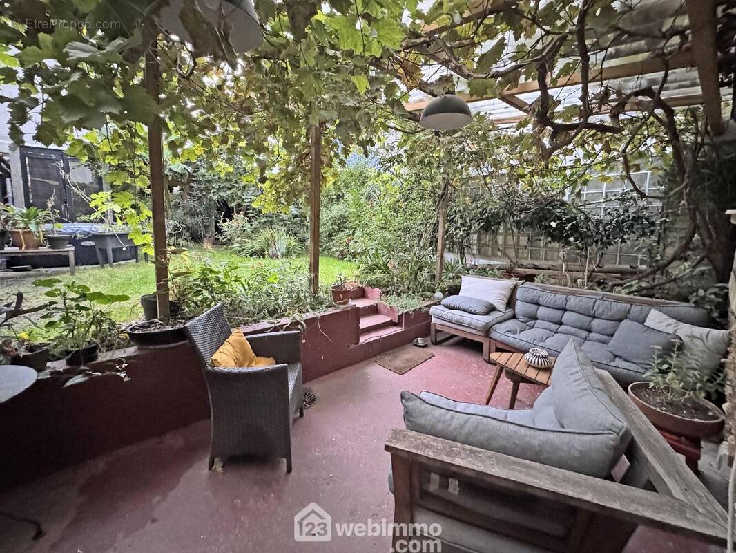 Agréable terrasse sans vis à vis - Maison à MONTREUIL