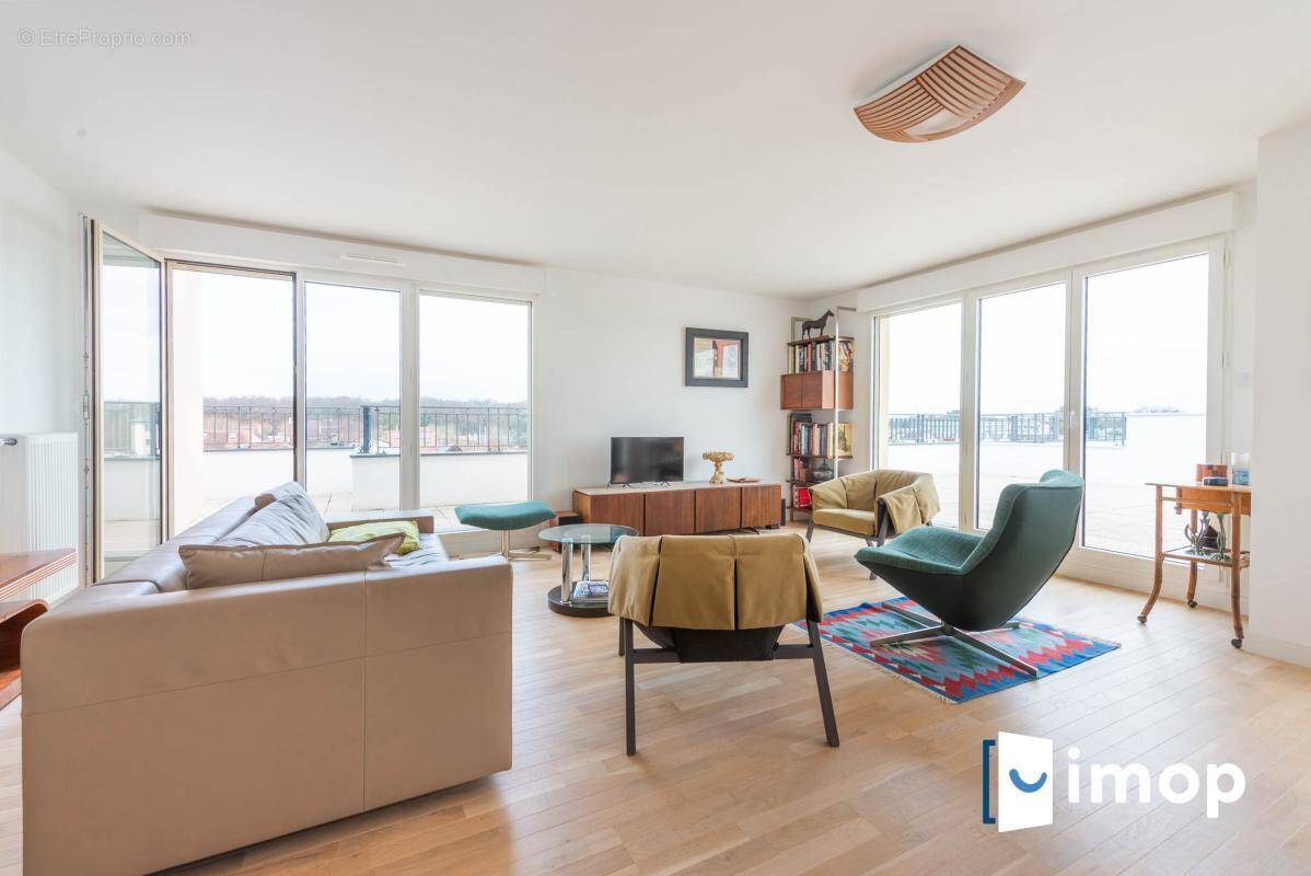 Appartement à MAISONS-LAFFITTE