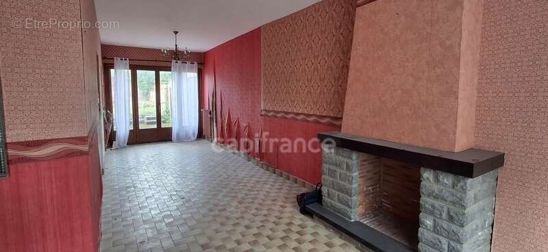 Maison à vendre 8 pièces ESTAIRES (59) - photo 4
