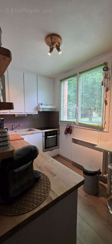 Appartement à NEAUPHLE-LE-CHATEAU