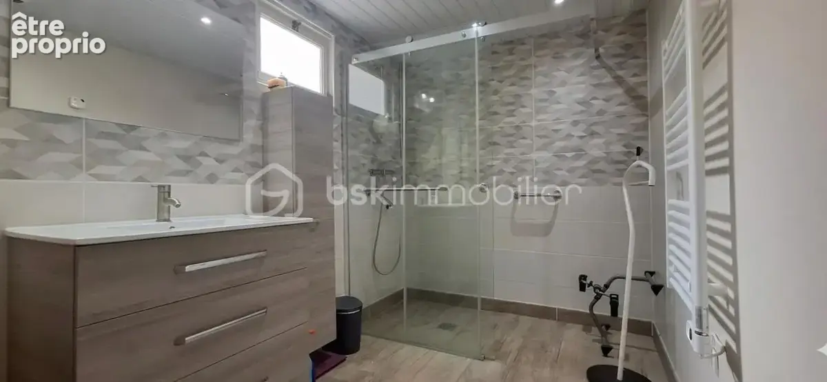 Maison 5 chambres et garage - photo 2