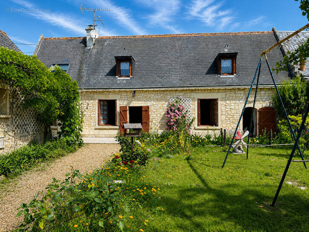 Maison à RESTIGNE