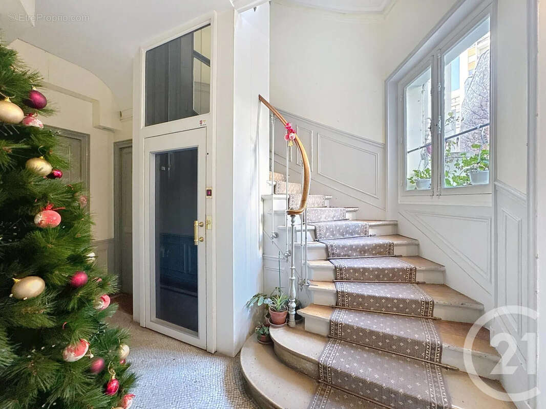 Appartement à PARIS-12E