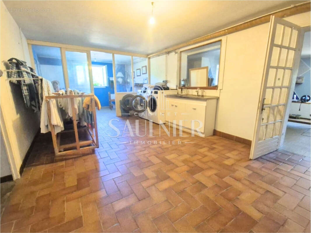 Faverolles sur Cher - Ensemble Immobilier - 8 Chambres - photo 10