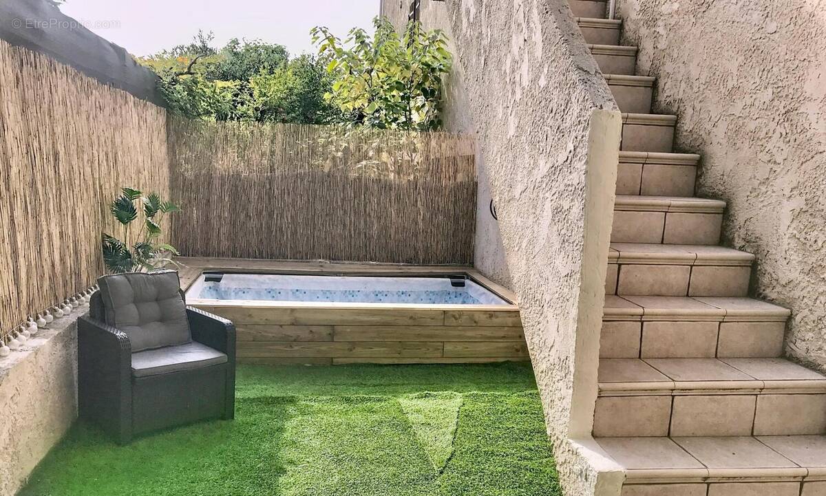 Photo 1 - Appartement à MARSEILLE-14E