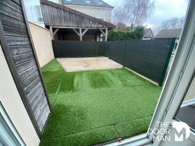 Appartement à LE PERRAY-EN-YVELINES