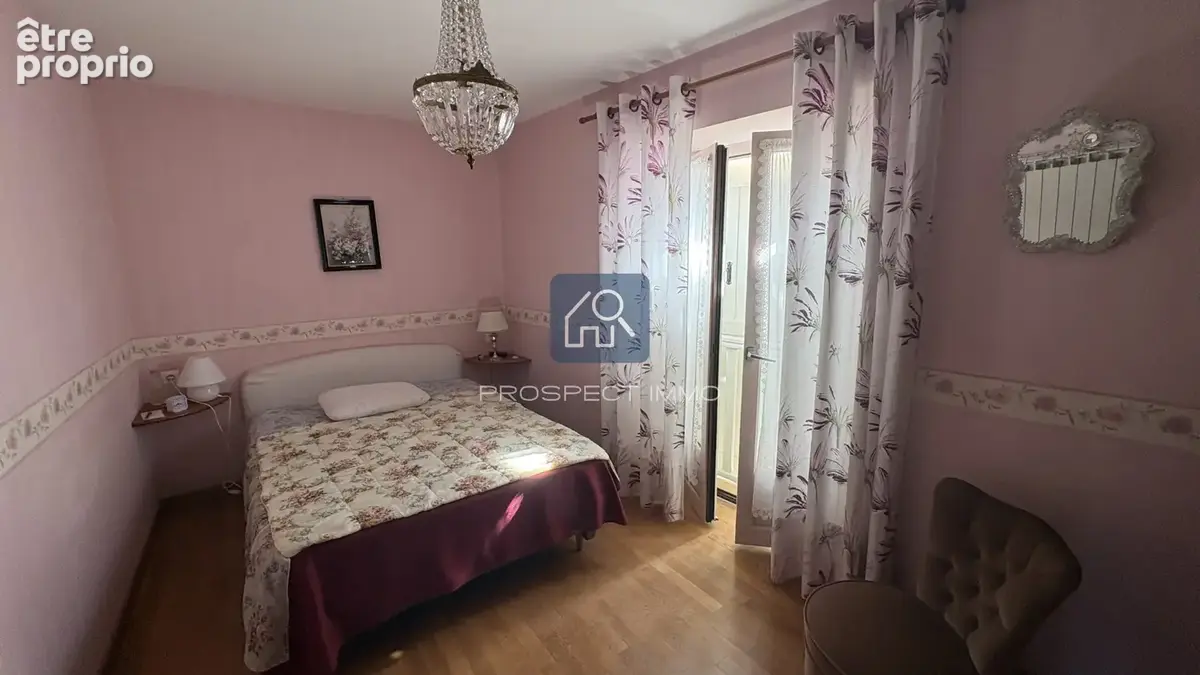 Ensemble immobilier - photo 17
