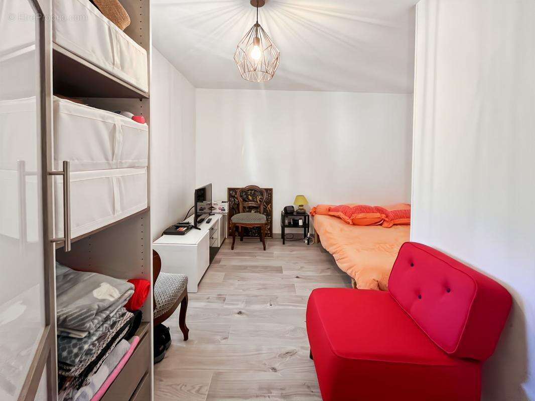 Maison à LIVRON-SUR-DROME