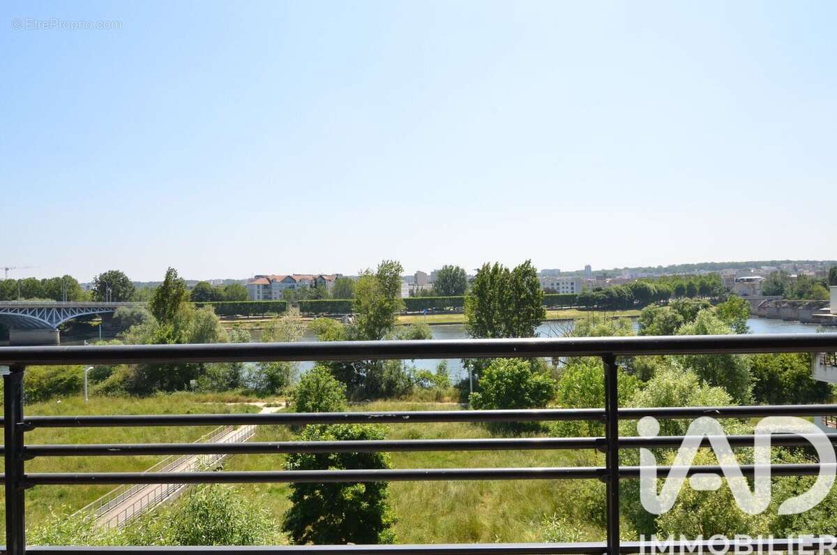 Photo 4 - Appartement à CARRIERES-SOUS-POISSY