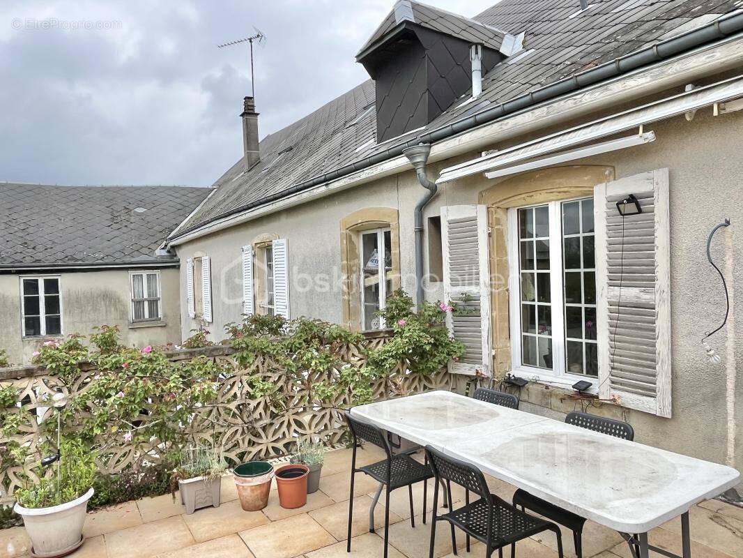 Maison à BALAN