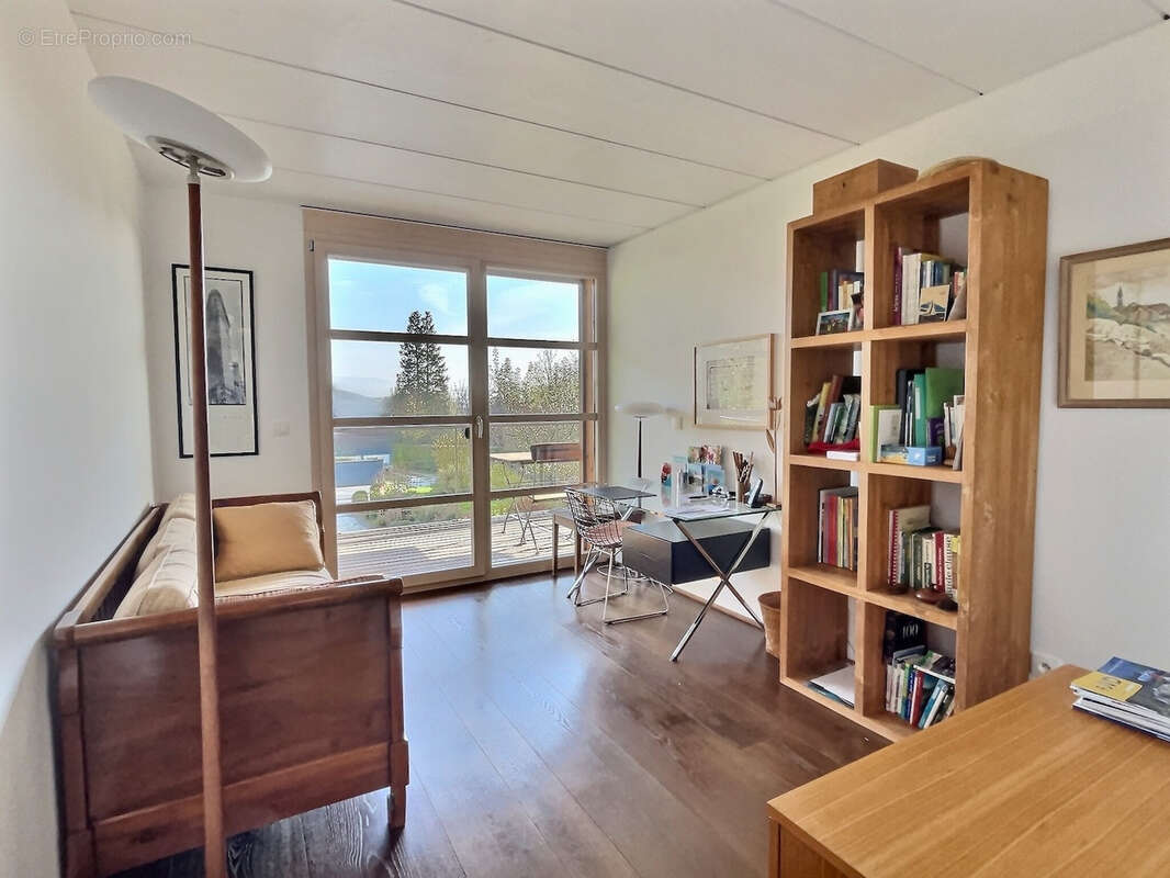 Maison à DIVONNE-LES-BAINS