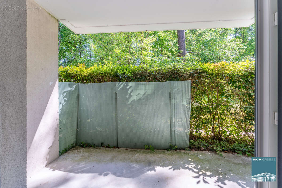 Appartement à PAREMPUYRE