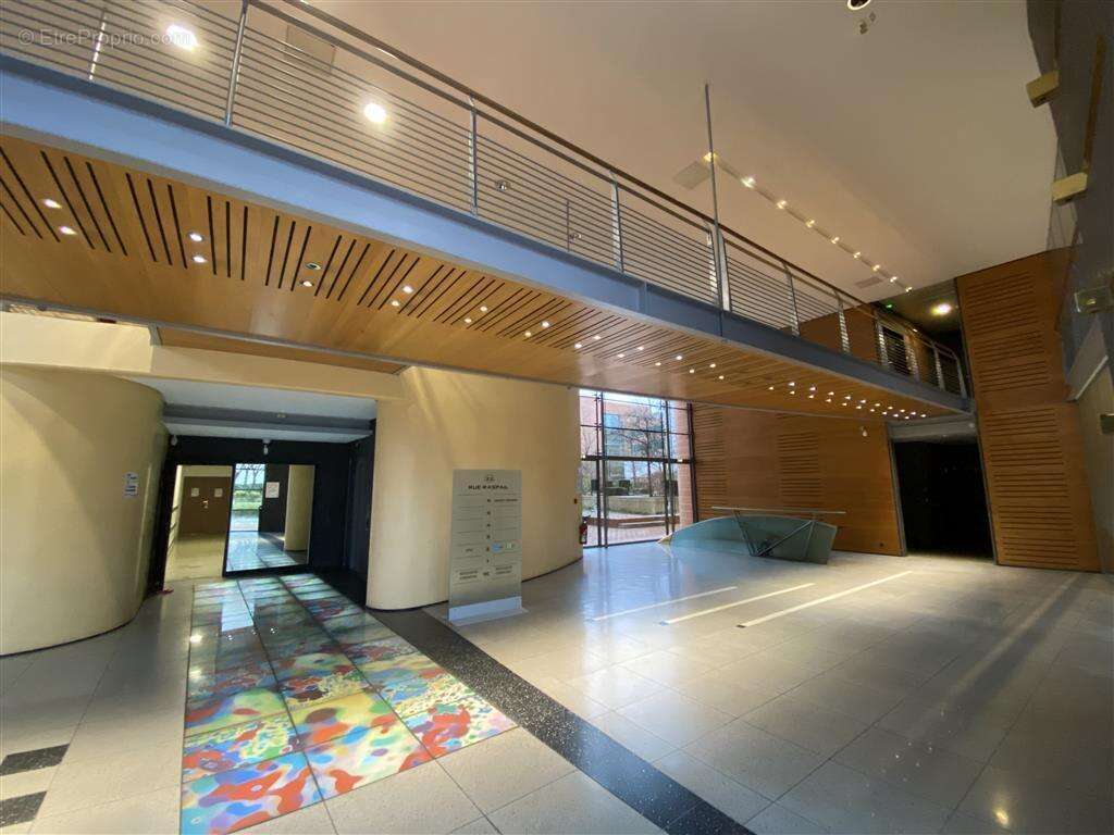 Commerce à IVRY-SUR-SEINE