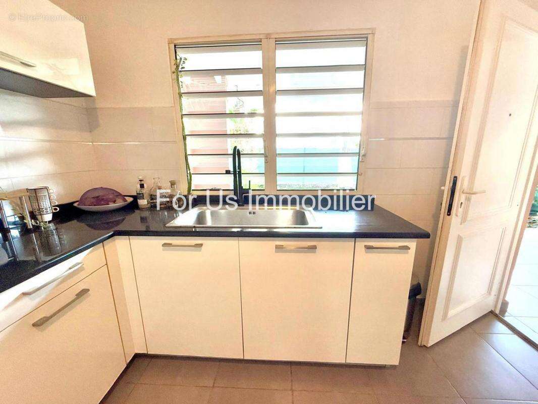 Maison à PETIT-BOURG