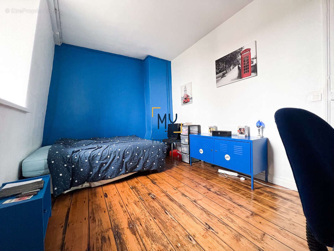 CHAMBRE 4/4 - Maison à vendre - 7 pièces - 195 m² - Armentières - Maison à ARMENTIERES