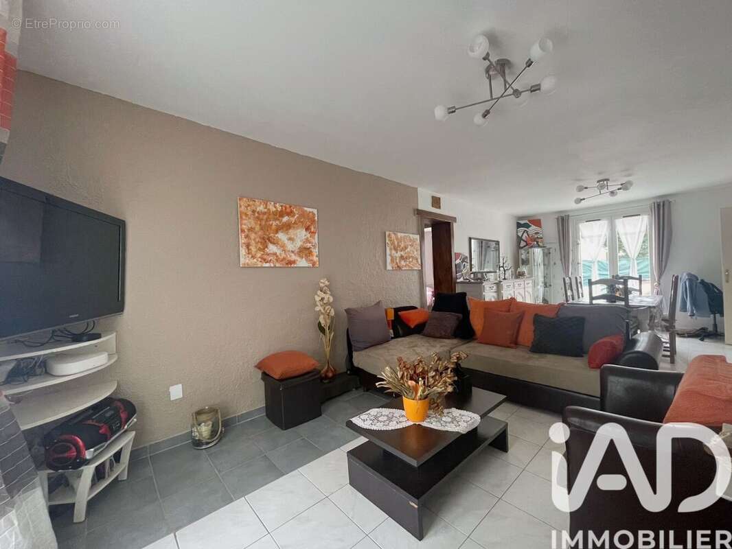 Photo 3 - Maison à MARY-SUR-MARNE