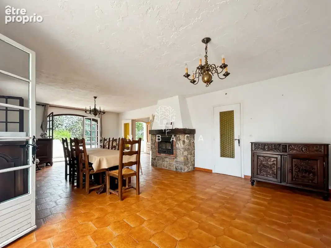 Maison 168 m² à Montauroux  - photo 5