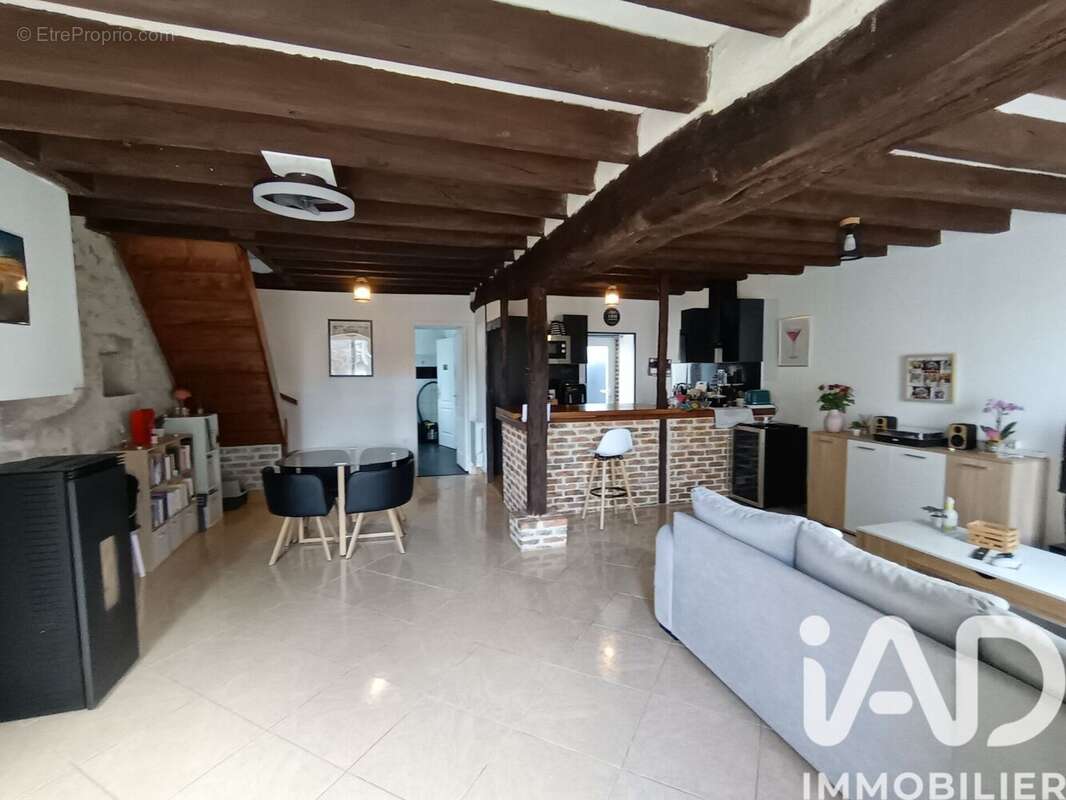 Maison 86 m² à Binas  - photo 2