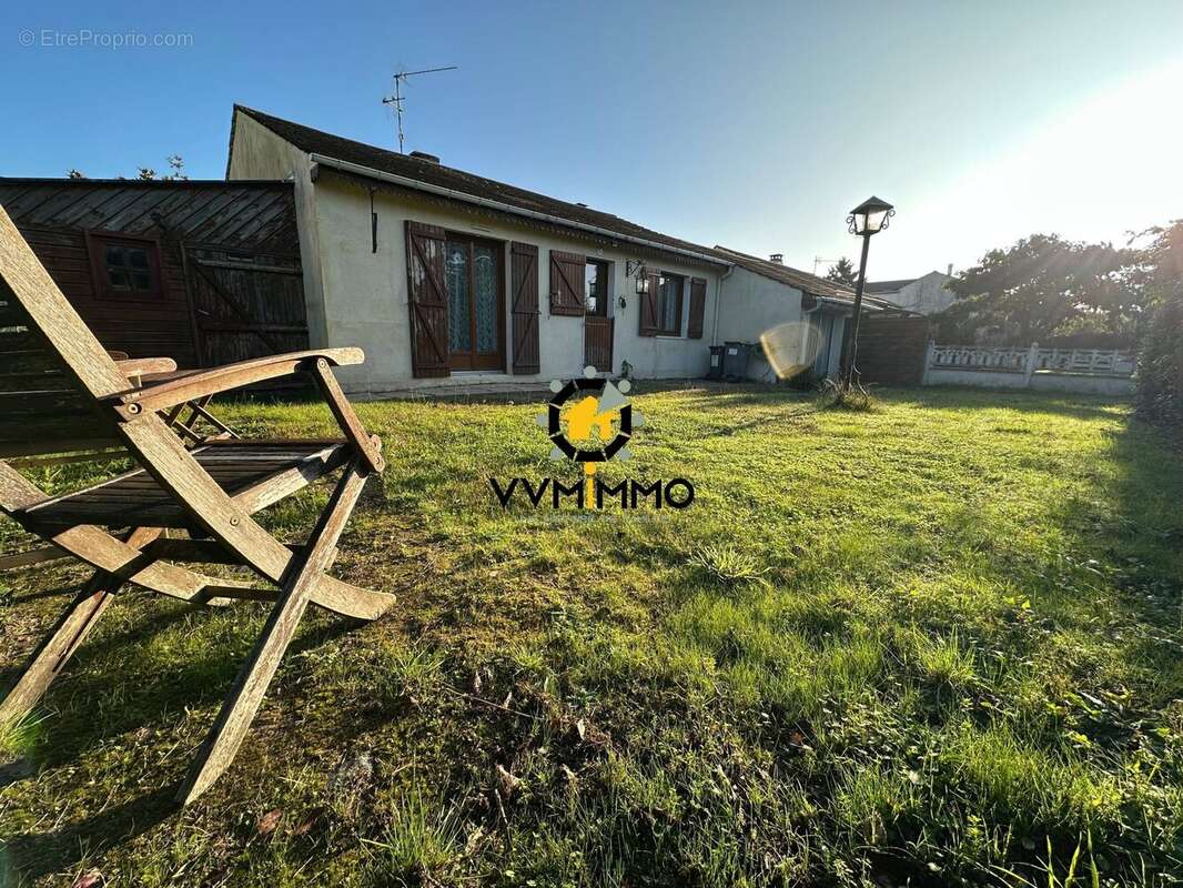 Maison à SAINT-MARS-DU-DESERT