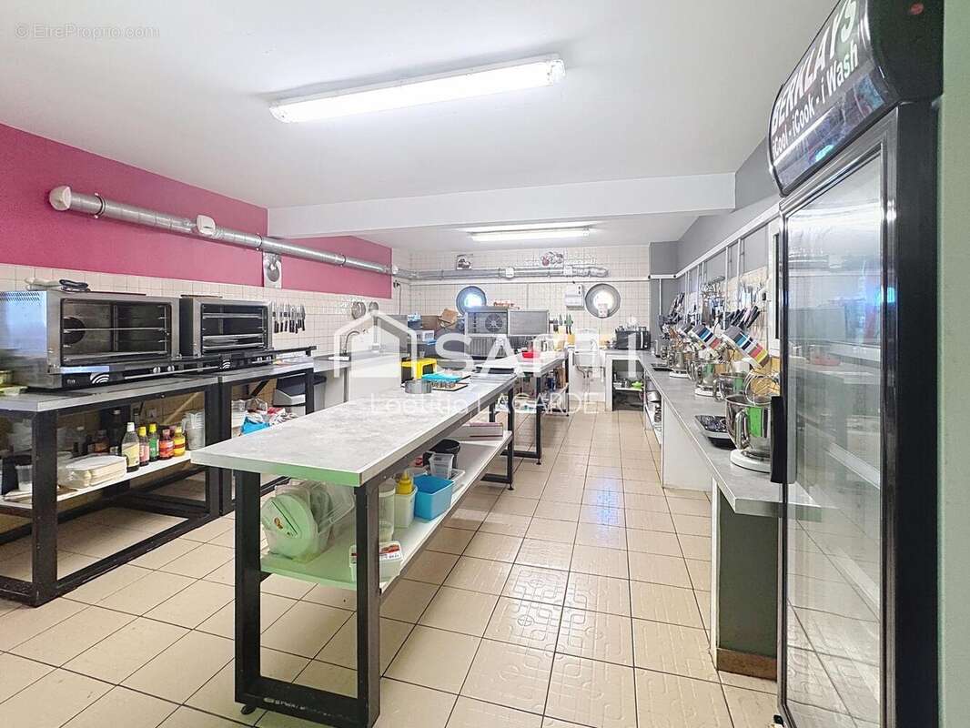 Photo 4 - Commerce à SAINT-PIERRE
