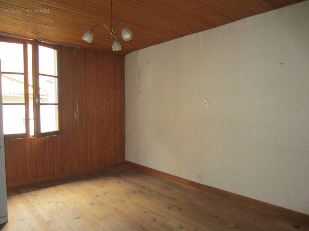 Maison à LEZAT-SUR-LEZE