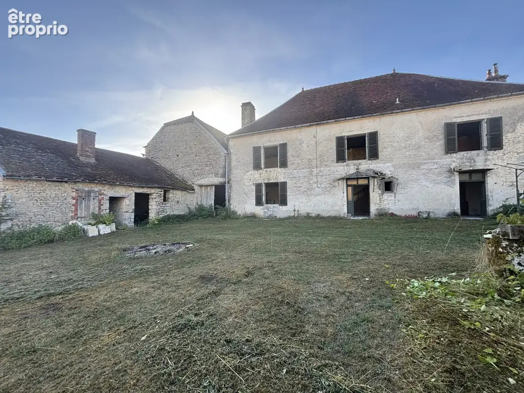 AUBE( 10) Proche de Bar/Seine : Ancien corps de ferme à rénover de 100m2 avec terrain et dépendances - photo 14