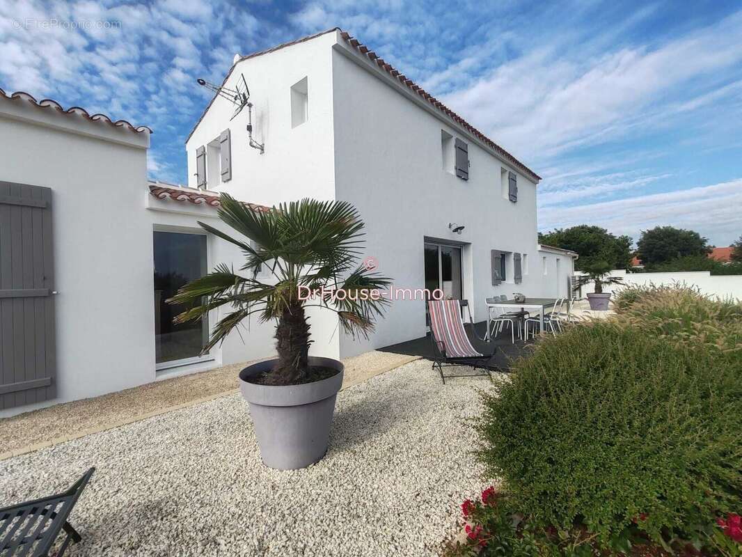 Maison à PUYRAVAULT