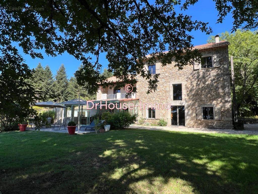 Maison à SAINT-DENIS