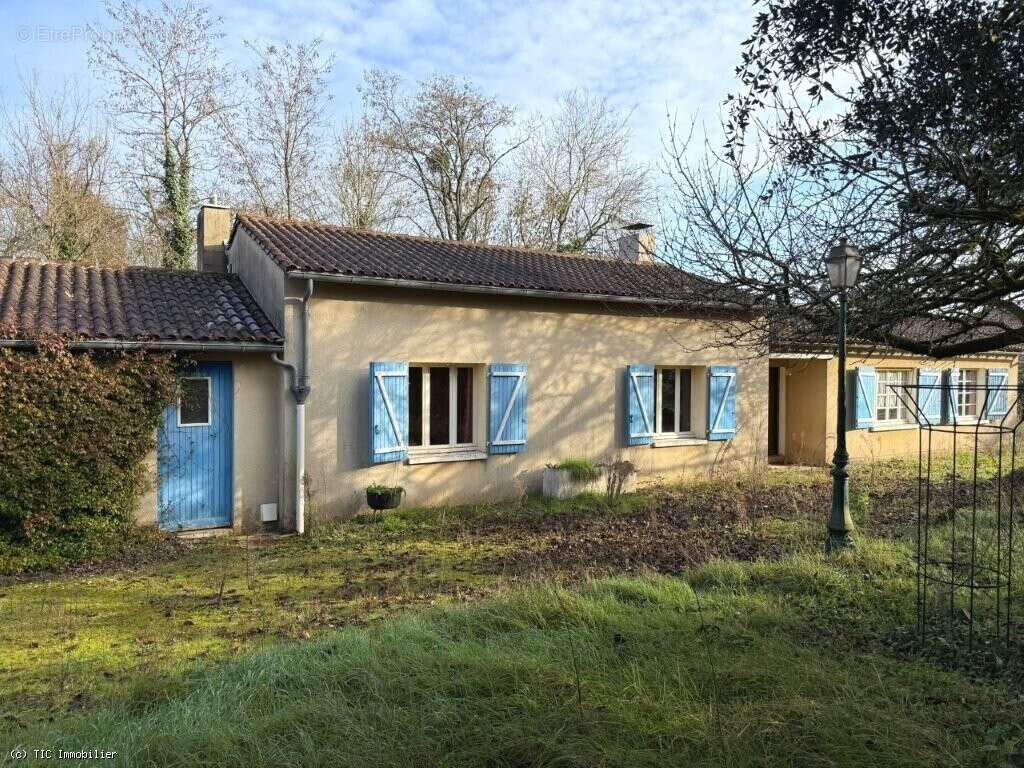Maison à VERTEUIL-SUR-CHARENTE