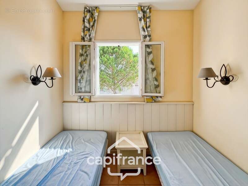 DOMAINE DE PONT ROYAL – Bastidon climatisé de 44 m², ravalé et parfaitement entretenu, avec jardin, 2 chambres et place de parki - photo 21
