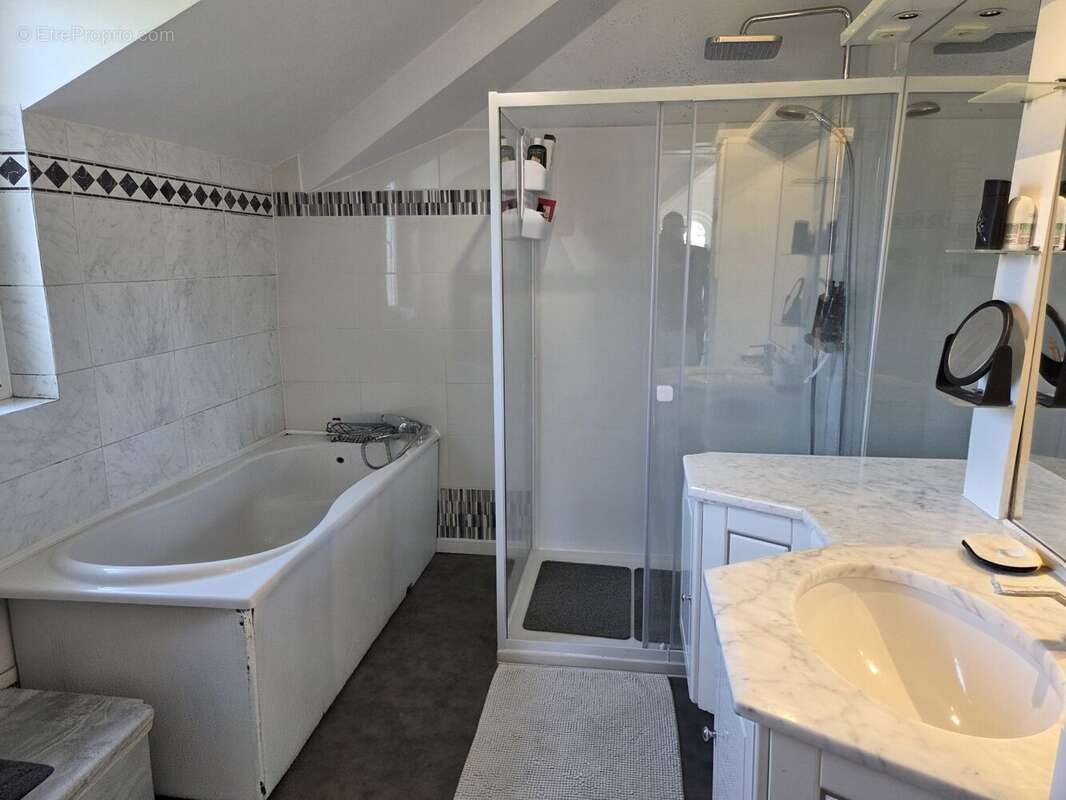 Maison 120 m² à Tracy-Le-Mont  - photo 6